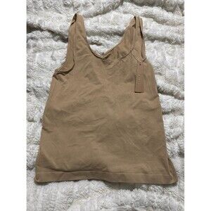 Skims Soft Smoothing Seamless Tank Clay Size Medium